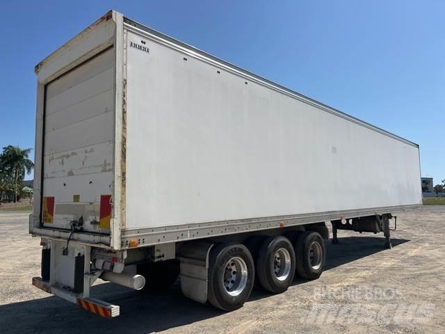 MaxiTrans  Semi Reboques Isotérmicos