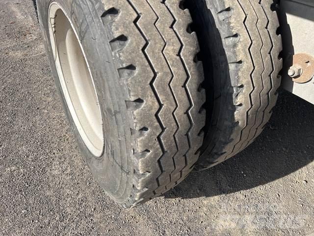 MaxiTrans  Semi Reboques Isotérmicos
