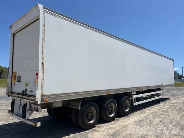 MaxiTrans  Semi Reboques Isotérmicos