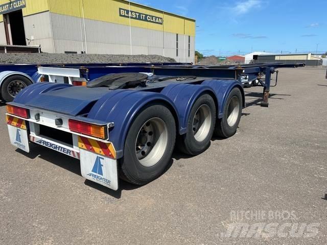 MaxiTrans  Reboques Porta Contentores