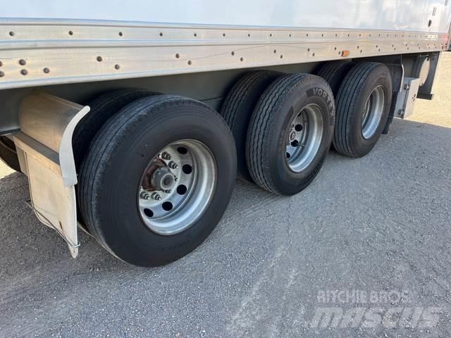 MaxiTrans  Semi Reboques Isotérmicos