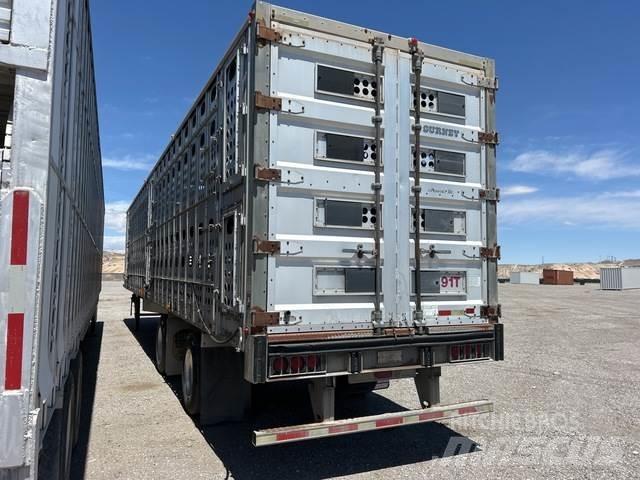 Merritt  Reboques transporte animais