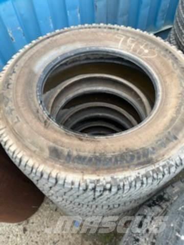 Michelin LTX Pneus