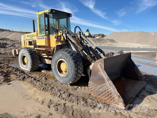 Michigan L90 Carregadeiras de rodas