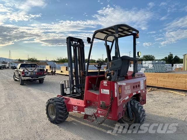 Moffett M70 Empilhadores de montagem em camião
