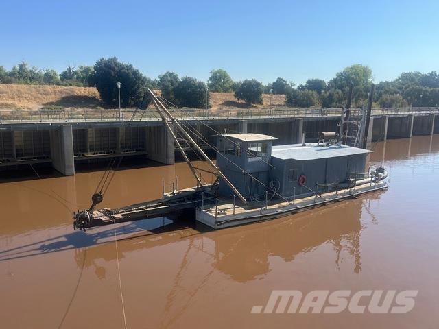  Moore Batelőes / barcaças