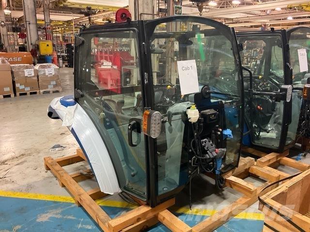 New Holland  Cabines e interior