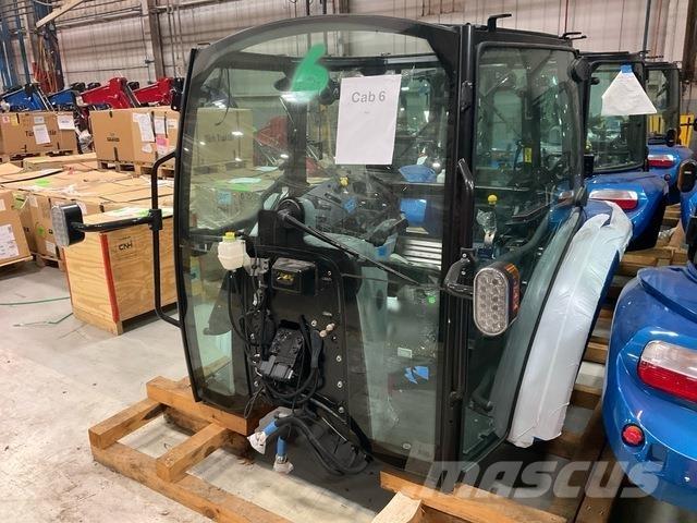 New Holland  Cabines e interior