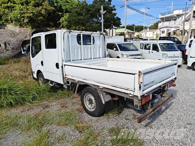 Nissan ATLAS Camiões estrado/caixa aberta