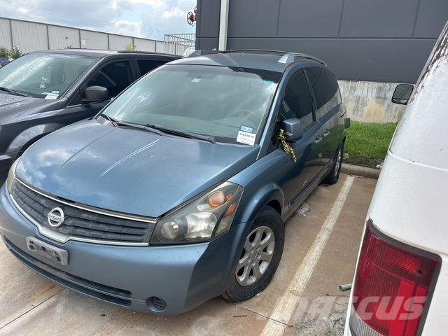 Nissan Quest Automóvel