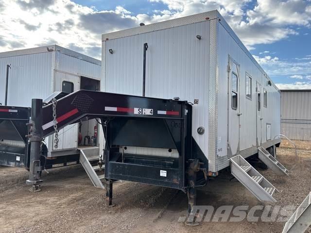  Oasis Travel Reboques cisterna