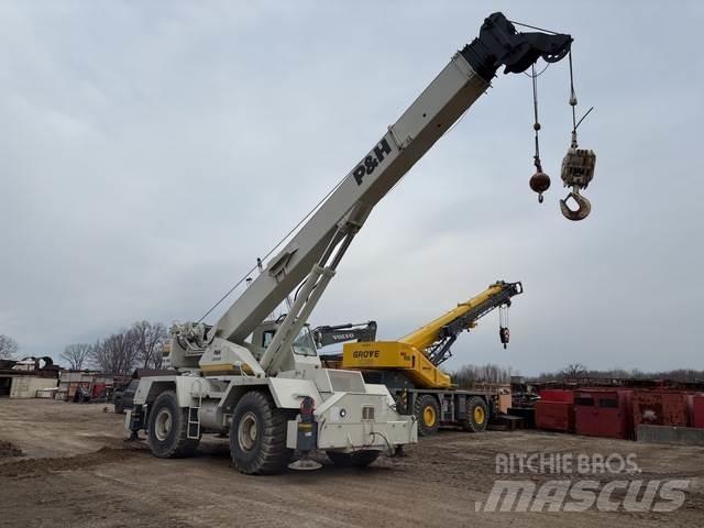 P&H CN150 Gruas Fora-de-estrada