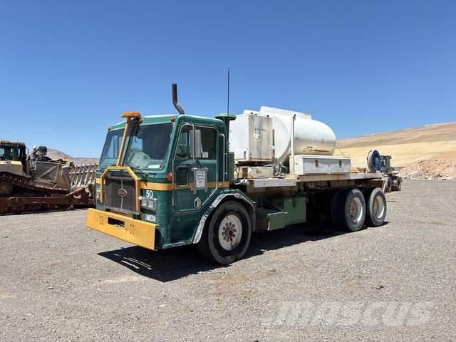 Peterbilt 320 Camiões-cisterna