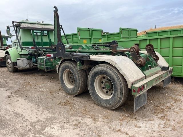Peterbilt 330 Camiões Ampliroll