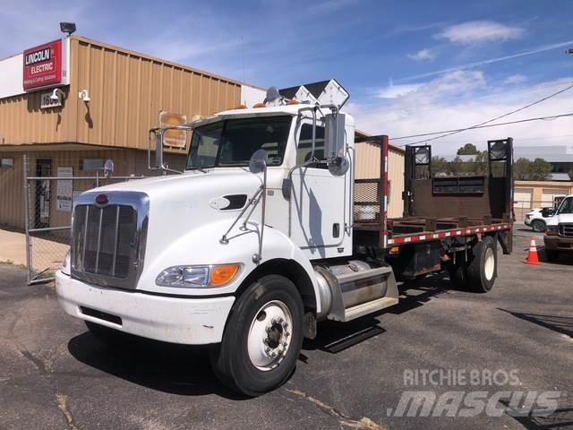 Peterbilt 335 Camiões estrado/caixa aberta