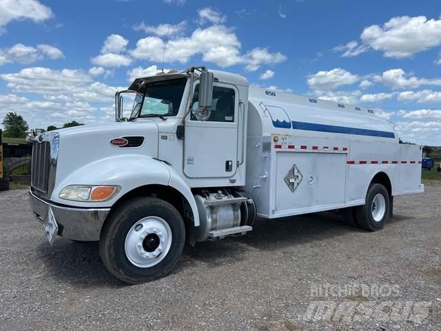 Peterbilt 337 Camiões-cisterna