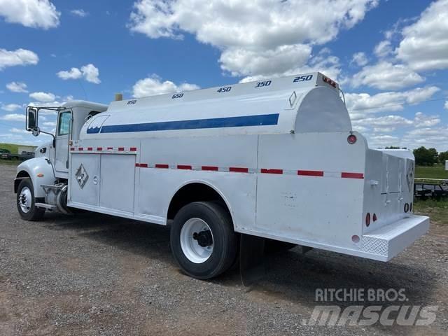 Peterbilt 337 Camiões-cisterna