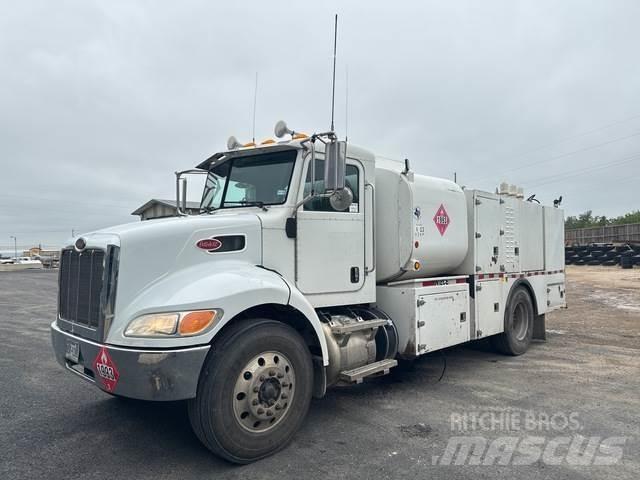 Peterbilt 337 Camiões-cisterna