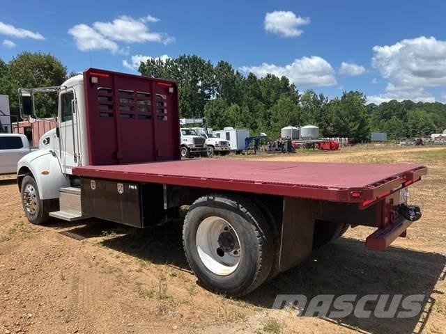 Peterbilt 337 Camiões estrado/caixa aberta