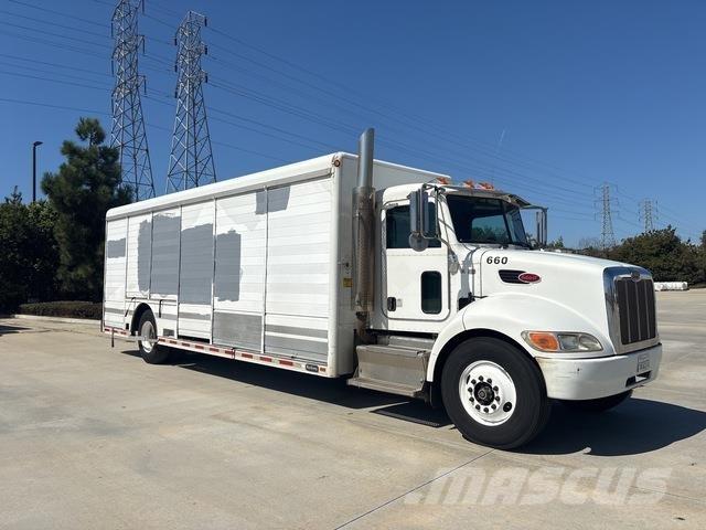 Peterbilt 337 Camiões de entrega de bebidas
