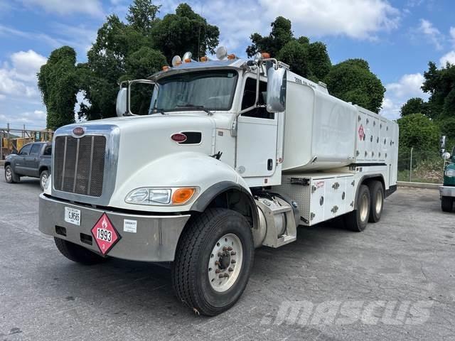 Peterbilt 348 Camiões-cisterna