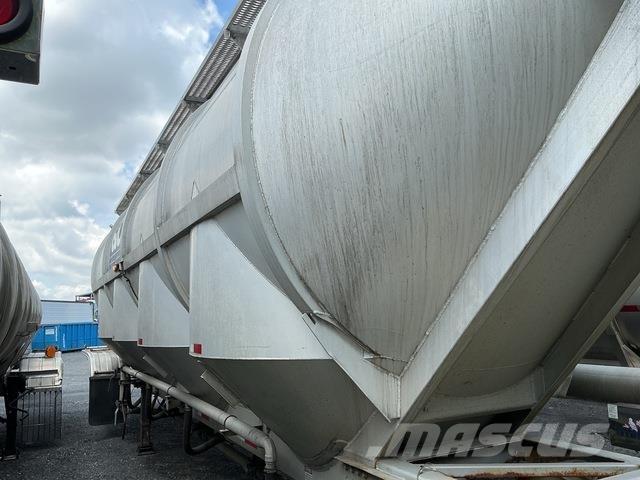 Polar  Outros Reboques