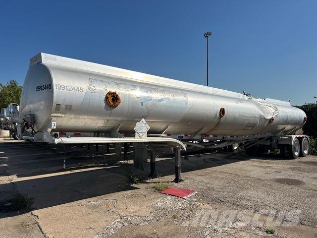 Polar  Reboques cisterna