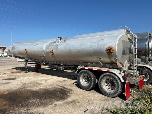 Polar  Reboques cisterna