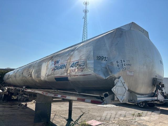 Polar  Reboques cisterna