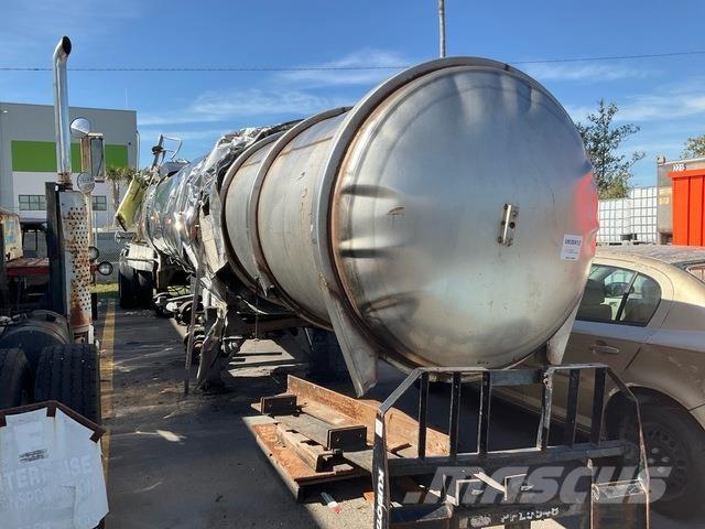 Polar  Reboques cisterna