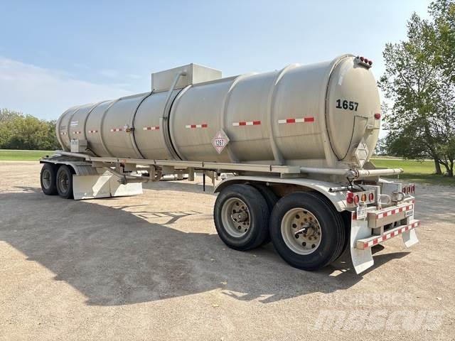 Polar MC407 Reboques cisterna
