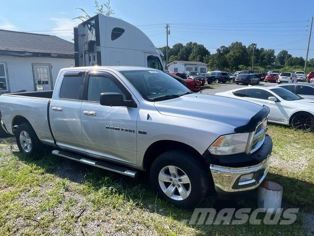 RAM 1500 Pick up de caixa aberta