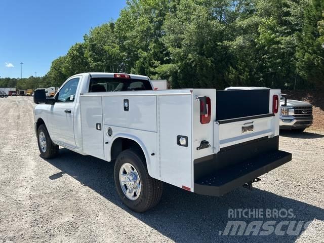 RAM 2500 Pick up de caixa aberta