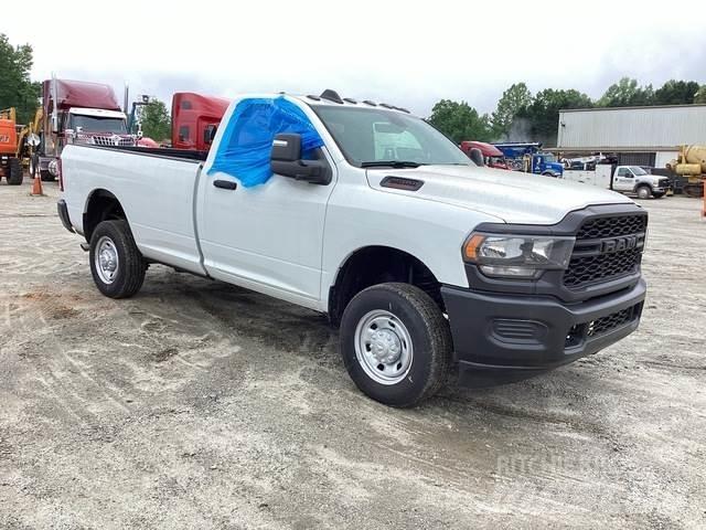 RAM 2500 Outros