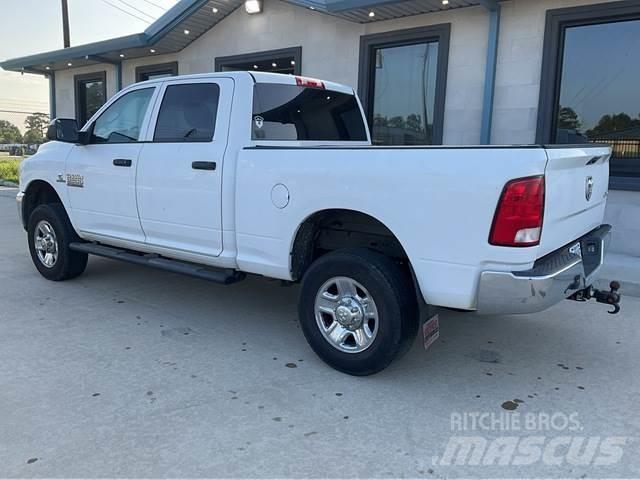 RAM 2500 Outros