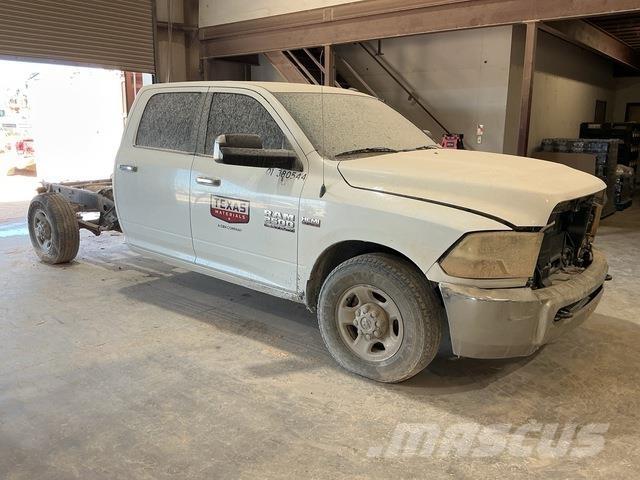 RAM 2500 Cabines e interior