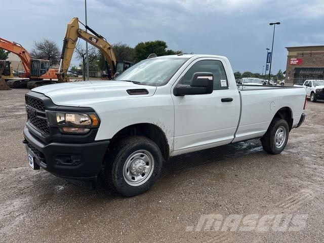 RAM 2500 Outros