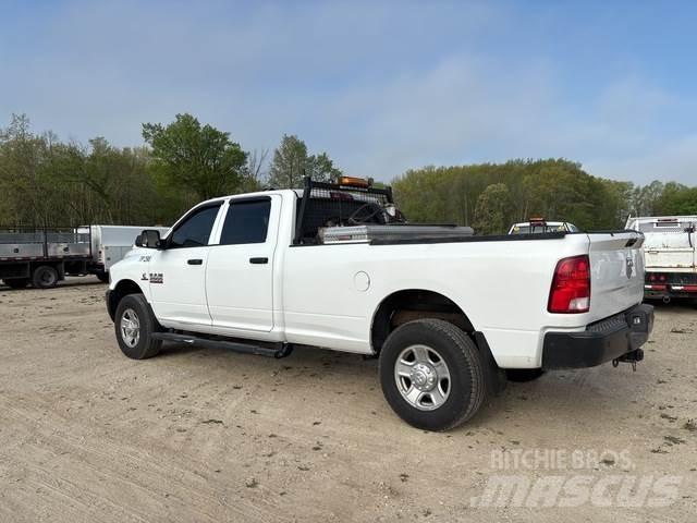 RAM 2500 ST Outros