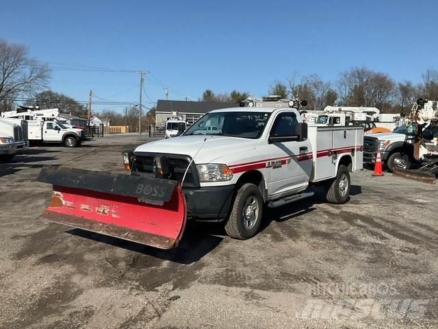 RAM 3500 Pick up de caixa aberta