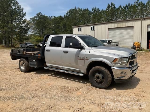 RAM 3500 Camiões estrado/caixa aberta