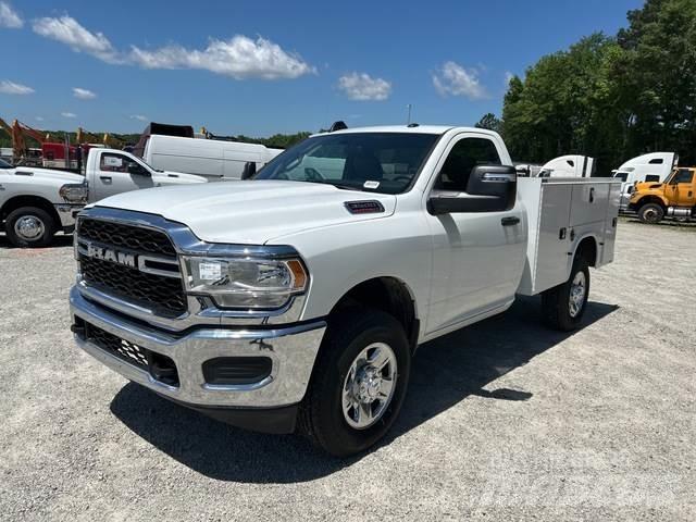 RAM 3500 Pick up de caixa aberta