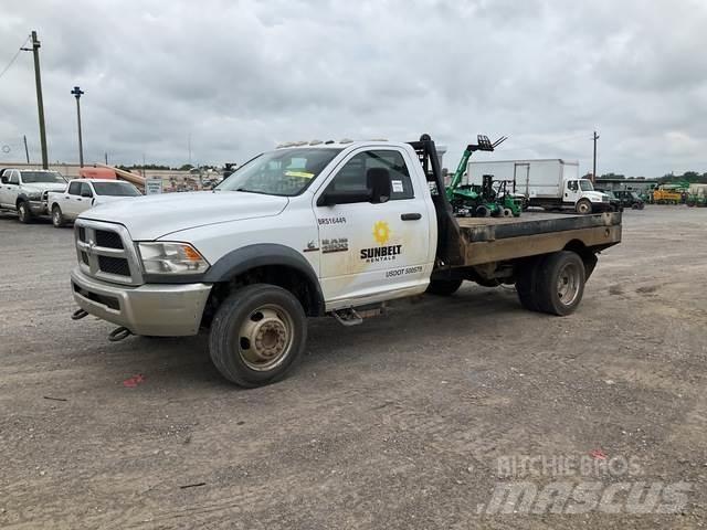 RAM 4500 Camiões estrado/caixa aberta