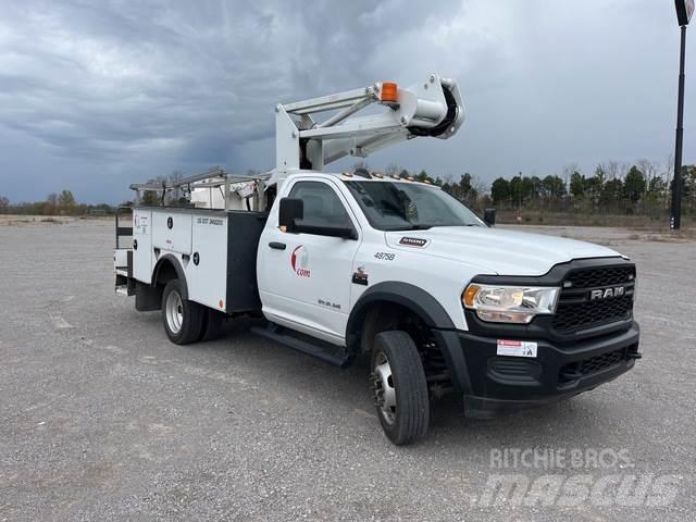 RAM 5500 Plataformas aéreas montadas em camião