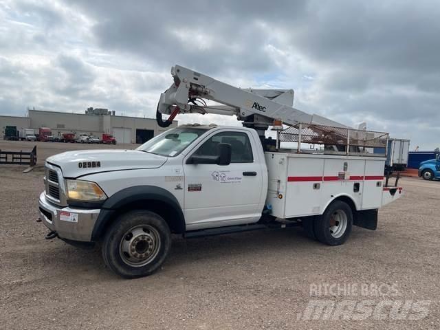 RAM 5500 Plataformas aéreas montadas em camião