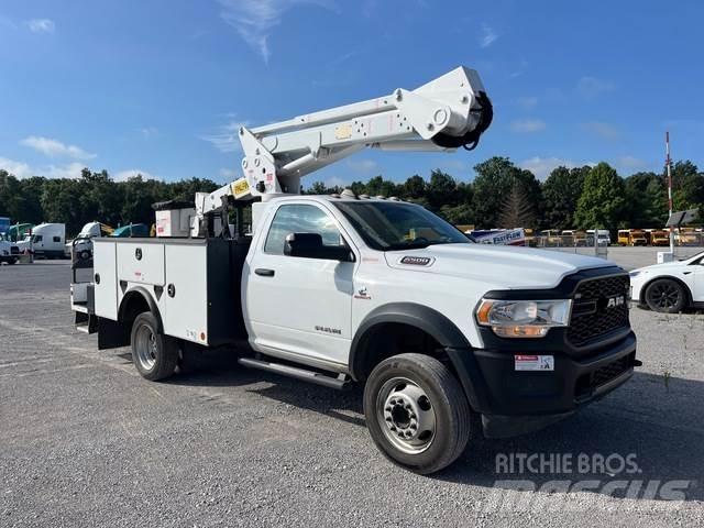 RAM 5500 Plataformas aéreas montadas em camião