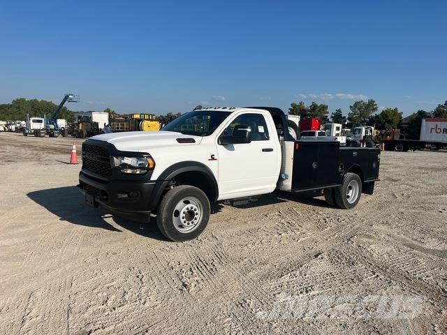 RAM 5500 Camiões estrado/caixa aberta
