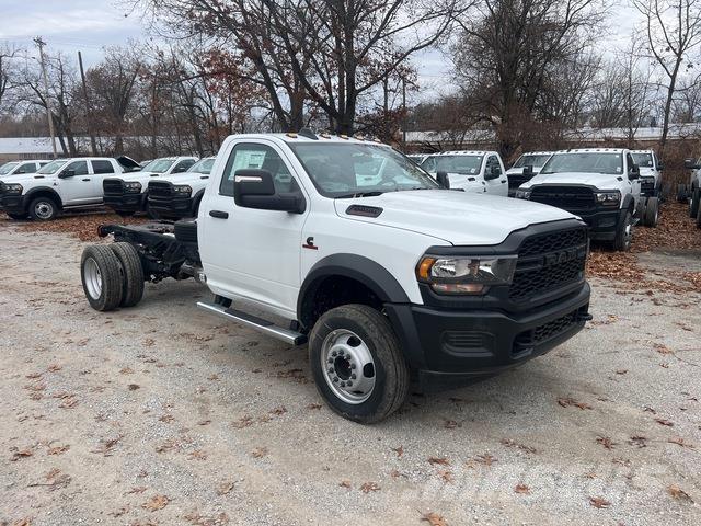 RAM 5500 Cabines e interior