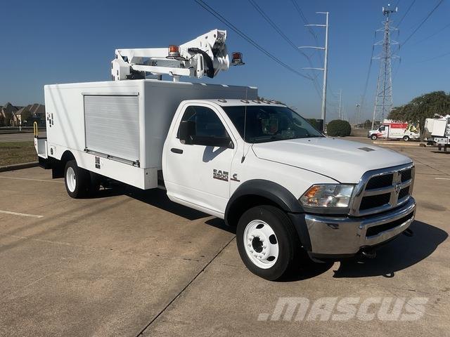 RAM 5500 Plataformas aéreas montadas em camião