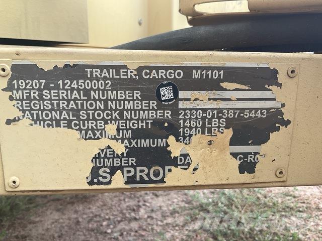  Raytheon M1101 Outros Reboques