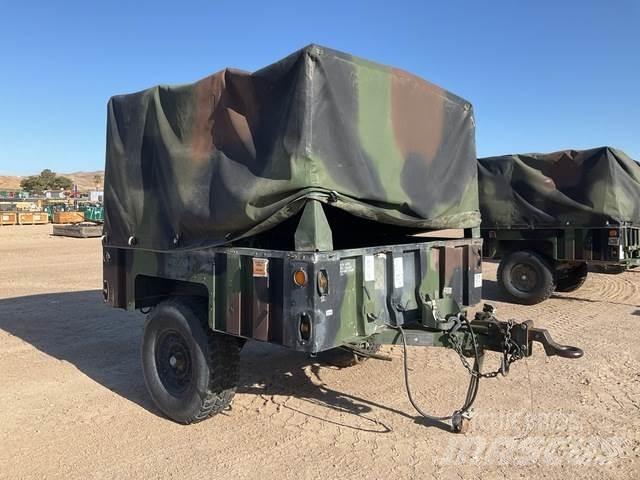  Raytheon M1102 Outros Reboques
